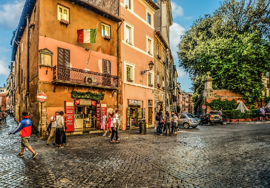 Golf cart tour through Trastevere, Rome